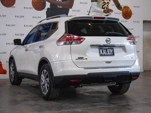 Used 2015 Nissan Rogue SL w/ SL Premium Package image 23