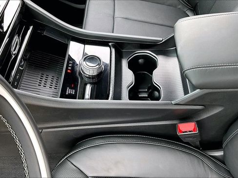 New 2026 Jeep Grand Cherokee Limited AWD/4WD image 8