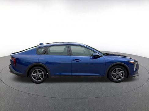 Used 2025 Kia K4 FWD image 15
