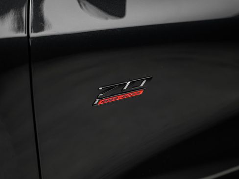 Used 2023 Chevrolet Corvette Stingray Premium Conv w/ Z51 Performance Package RWD image 26