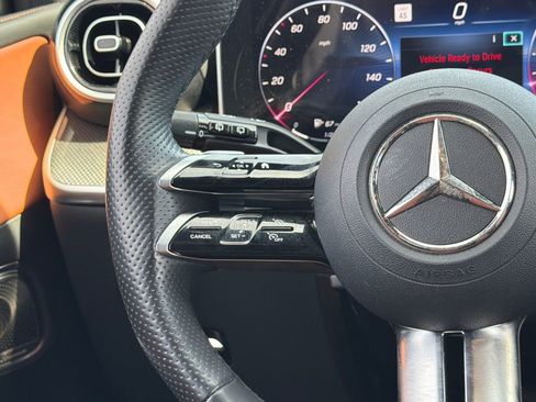 Used 2023 Mercedes-Benz GLC 300 4MATIC w/ Pinnacle Trim Package image 23