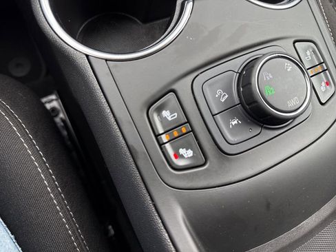 Used 2022 GMC Terrain SLE w/ Driver Convenience Package image 21