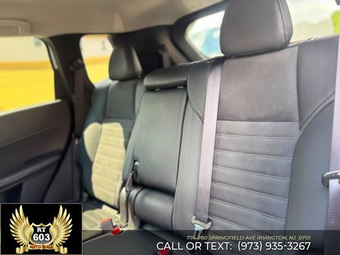 Used 2025 Mitsubishi Outlander SE AWD/4WD image 14