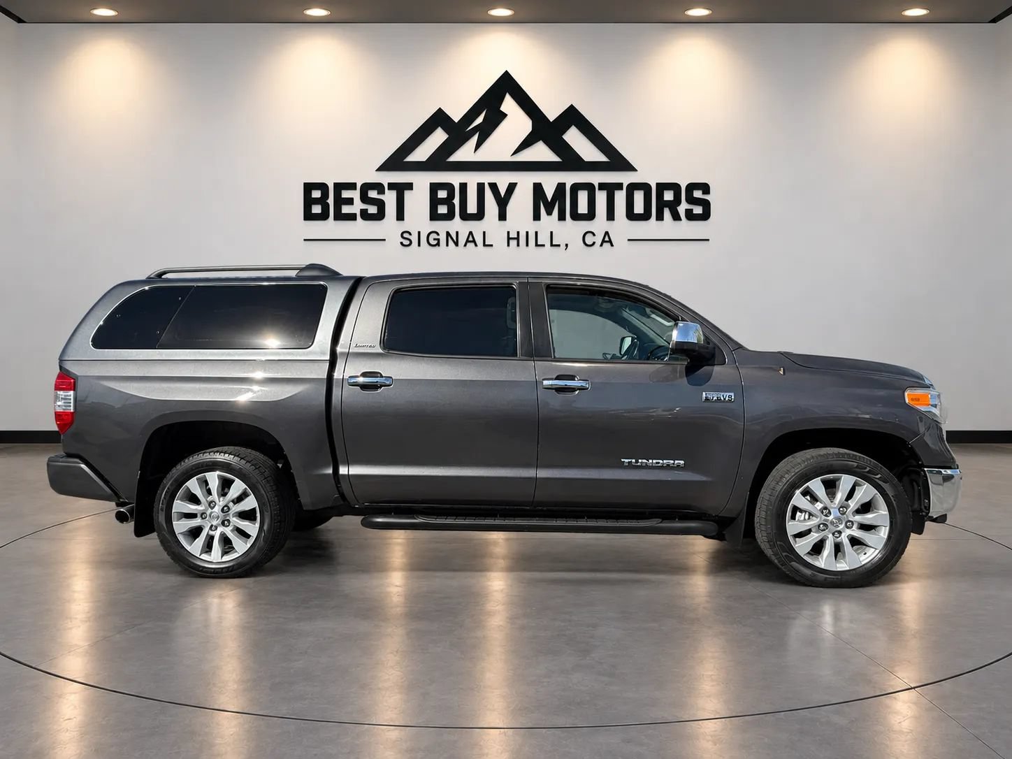 Used 2016 Toyota Tundra Limited RWD image 9