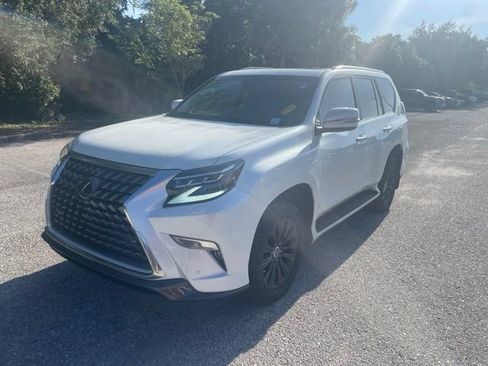 Used 2023 Lexus GX 460 Premium w/ Accessory Package AWD/4WD image 5