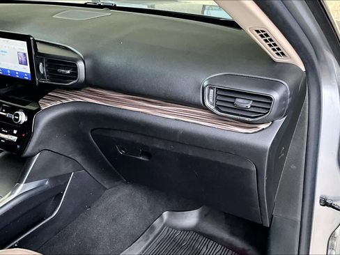 Certified 2021 Ford Explorer Limited w/ Equipment Group 301A image 18