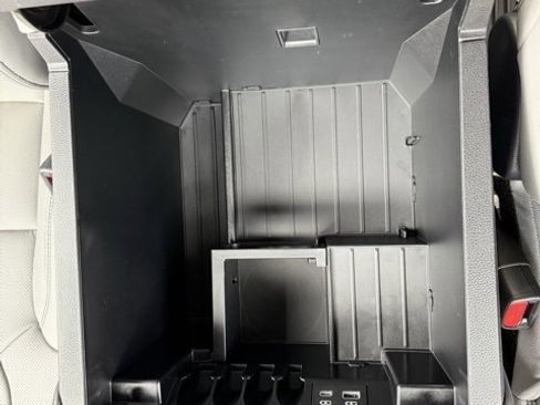 New 2026 Toyota Tundra Limited image 30