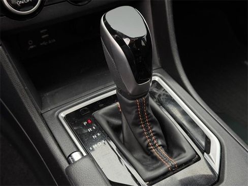 Used 2023 Subaru Crosstrek 2.5i Limited image 18