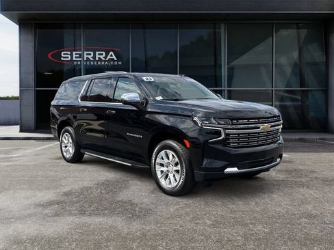 Used 2023 Chevrolet Suburban Premier w/ Advanced Technology Package AWD/4WD image 7