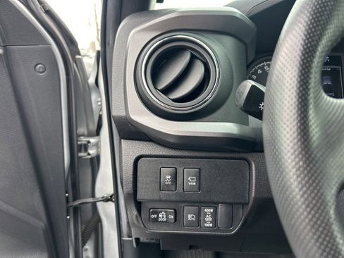 Used 2023 Toyota Tacoma TRD Sport image 26