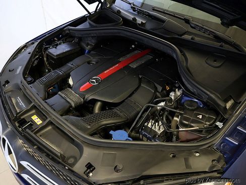 Used 2018 Mercedes-Benz GLE 43 AMG 4MATIC image 40