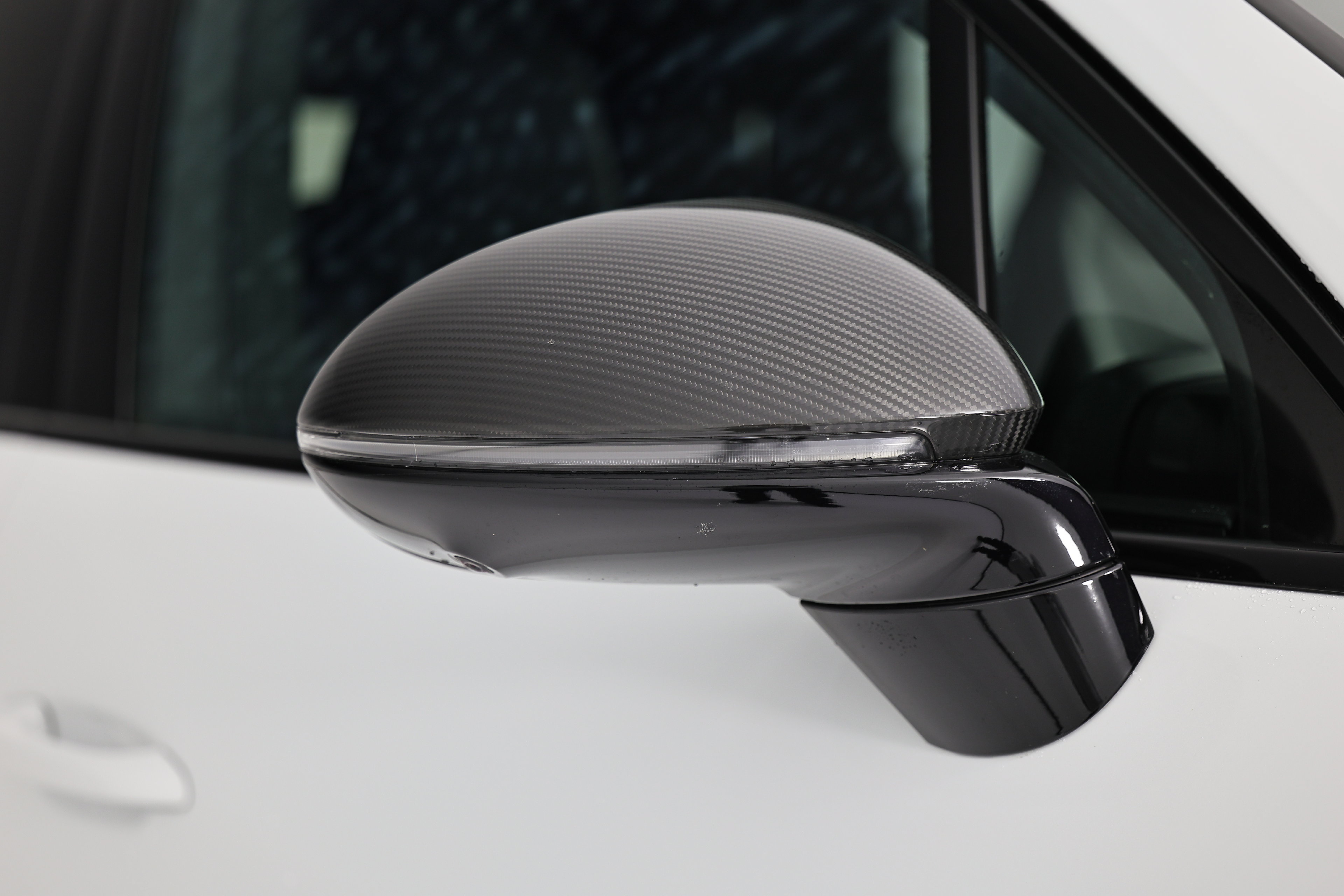 Certified 2025 Porsche Cayenne GTS AWD/4WD image 16