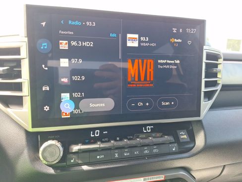 Used 2025 Toyota Tundra SR5 w/ SR5 Premium Package image 28