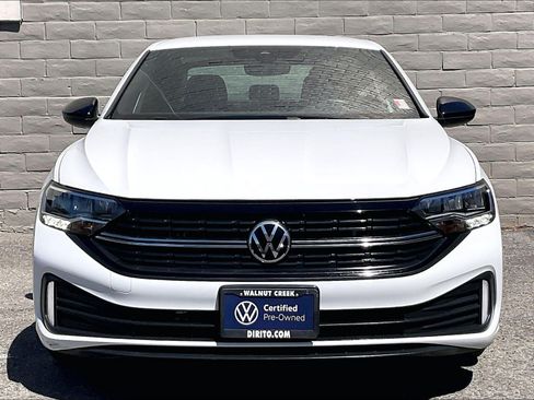 Certified 2023 Volkswagen Jetta Sport FWD image 2