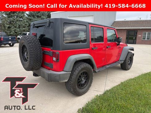 Used 2015 Jeep Wrangler Unlimited Sport w/ Quick Order Package 24S AWD/4WD image 2