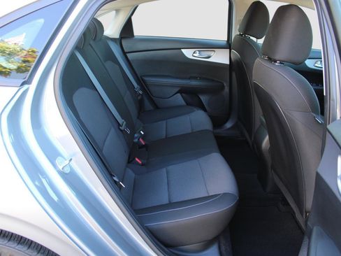 Used 2023 Kia Forte LXS image 32