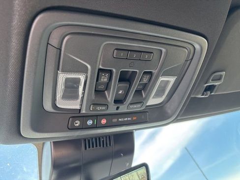 New 2026 Chevrolet Silverado 3500 High Country w/ High Country Premium Package AWD/4WD image 28