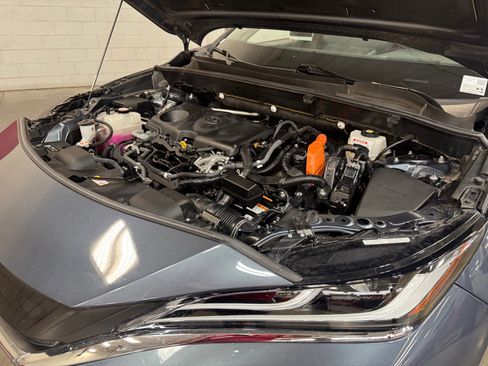 Used 2021 Toyota Venza Limited w/ Advanced Technology Package AWD/4WD image 22