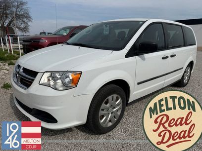 Used 2016 Dodge Grand Caravan American Value Package w/ UConnect Hands-Free Group