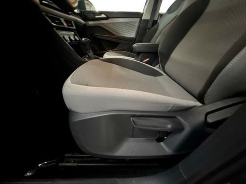 Certified 2023 Volkswagen Taos S FWD image 15