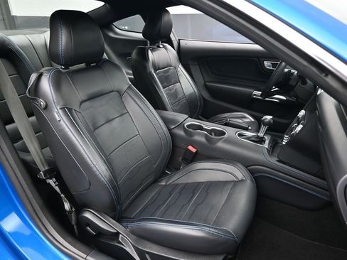 Used 2019 Ford Mustang Premium w/ Equipment Group 201A image 31