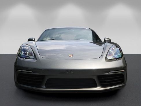 Used 2025 Porsche 718 Cayman RWD image 8