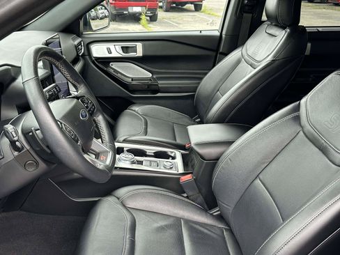 Used 2023 Ford Explorer ST w/ Equipment Group 401A AWD/4WD image 16