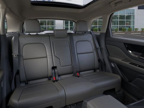 New 2024 Lincoln Corsair Grand Touring image 11