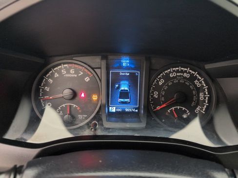 Used 2019 Toyota Tacoma SR w/ SR Convenience Package RWD image 22