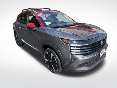 New 2026 Nissan Kicks SR w/ SR Premium Package image 8