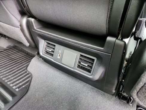 Used 2025 Chevrolet Silverado 2500 Custom w/ Custom Value Package image 32