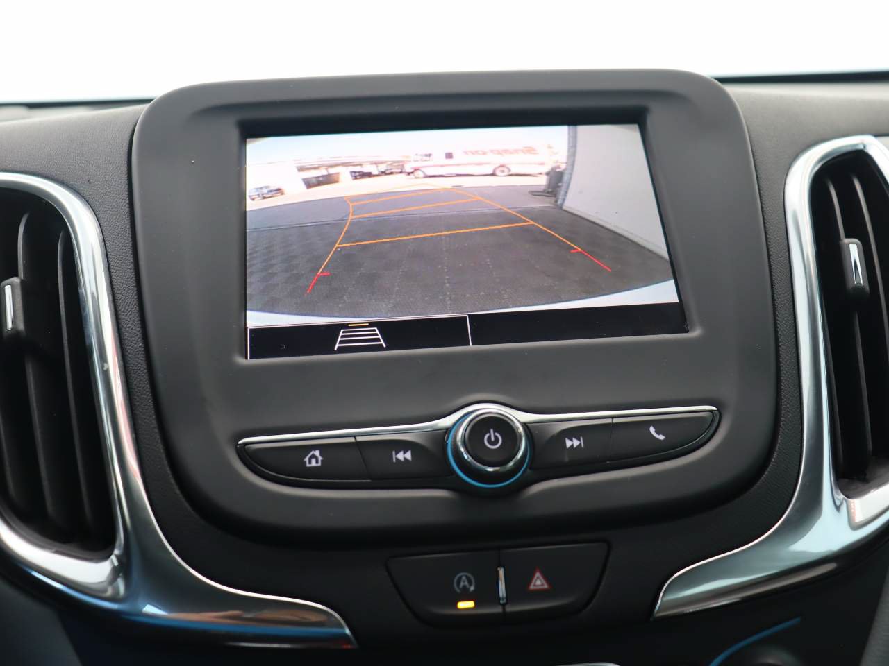 Certified 2024 Chevrolet Equinox LS w/ Driver Confidence II Package FWD image 12