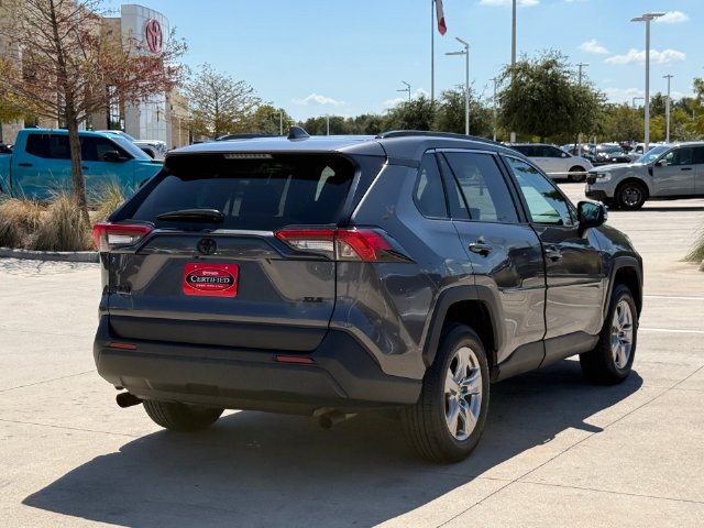 Used 2024 Toyota RAV4 XLE FWD image 6