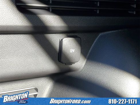 Used 2022 Ford Escape SE w/ Cold Weather Package image 8