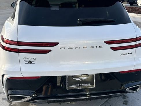 Used 2026 Genesis GV70 3.5T Sport Prestige image 5