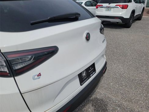 New 2025 Alfa Romeo Stelvio Sprint image 6