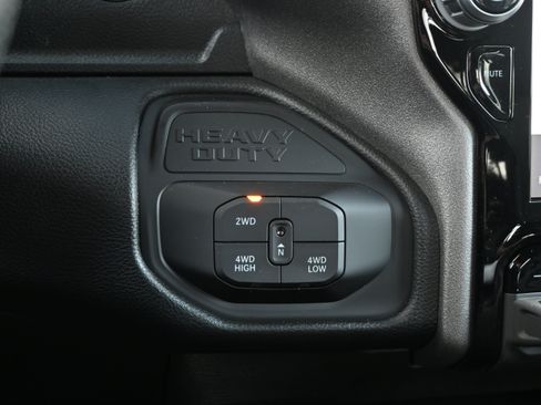 New 2026 RAM 2500 Tradesman AWD/4WD image 28