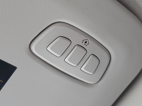 Certified 2025 Ford Escape Platinum image 25