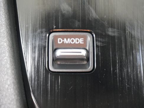 Used 2023 Nissan Rogue SV w/ SV Premium B Package FWD image 25
