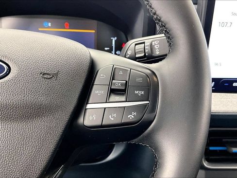 Certified 2025 Ford Maverick XLT w/ XLT Luxury Package FWD image 20
