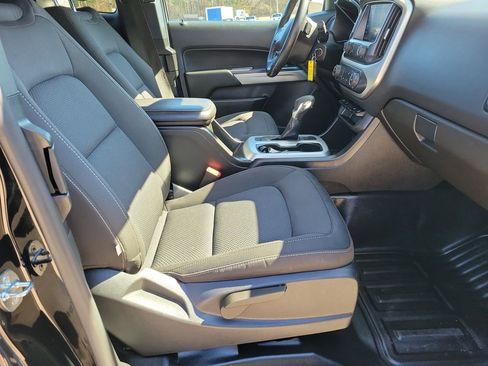 Used 2022 Chevrolet Colorado LT w/ Fleet Safety Package image 32