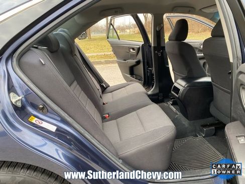 Used 2016 Toyota Camry LE image 31
