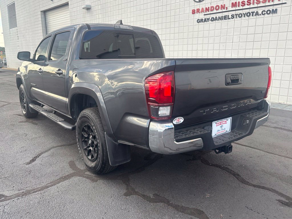Used 2022 Toyota Tacoma SR5 RWD image 6