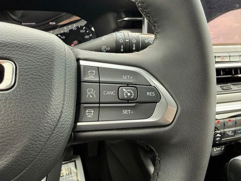 Certified 2024 Jeep Compass Limited AWD/4WD image 23
