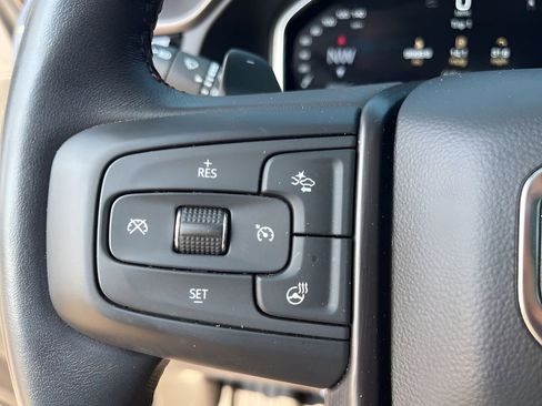 Used 2023 GMC Sierra 1500 AT4X image 16