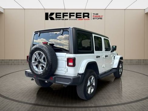 Used 2022 Jeep Wrangler Unlimited Sahara w/ Cold Weather Group image 6