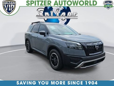 Used 2024 Nissan Pathfinder Rock Creek AWD/4WD image 2