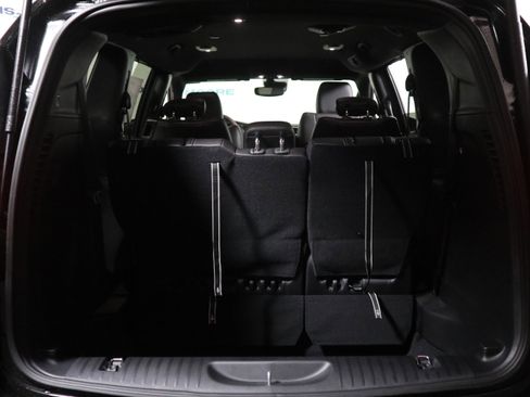 New 2026 Chrysler Pacifica Select image 8