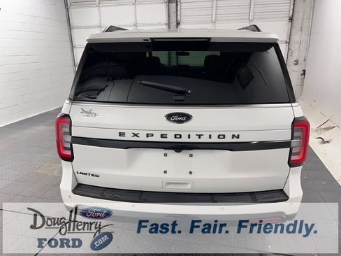 Used 2023 Ford Expedition Limited image 6
