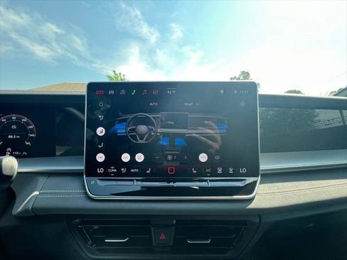 New 2026 Volkswagen Tiguan SE R-Line AWD/4WD image 14